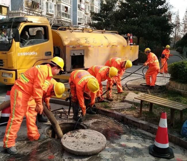 樟木头镇市政管道清淤